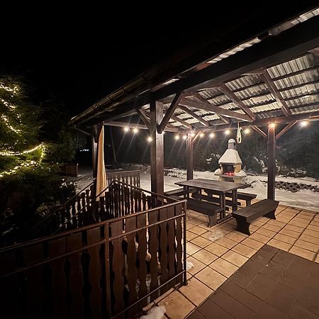 Villa Beskidzka 100 - Sauna & Balia Z Jacuzzi Widok Na Gory I Jezioro Zywieckie Zarzecze  Extérieur photo